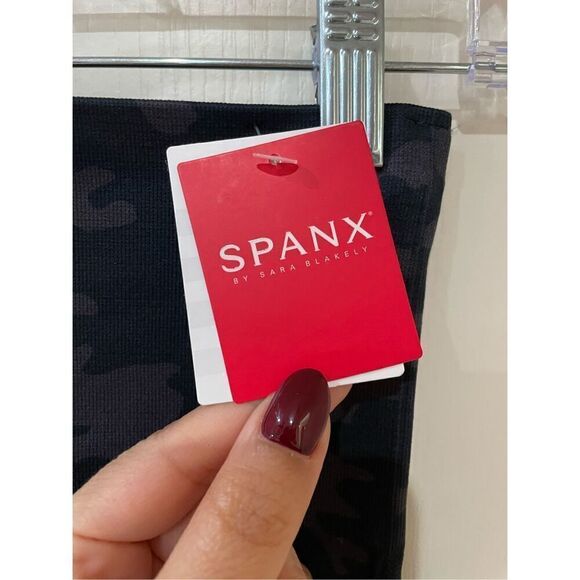 NWT SPANX Camo print high rise leggings size XS - Picture 2 of 5